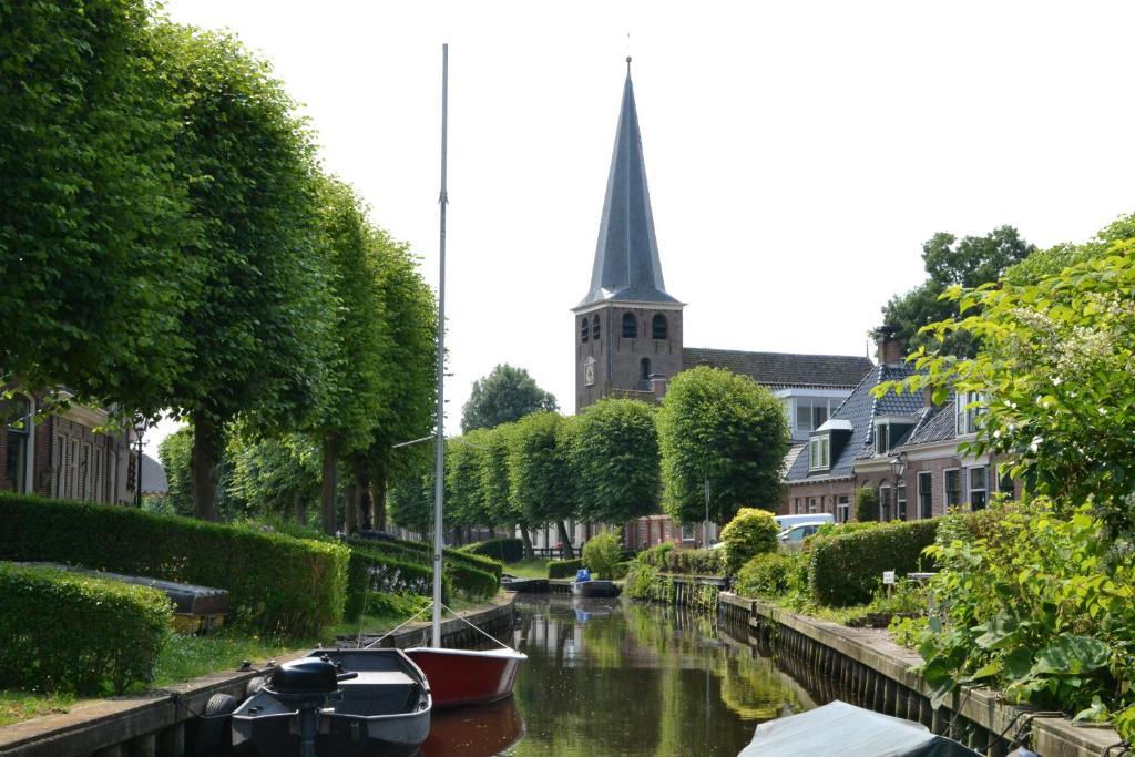 Stadsherberg 'Het Wapen Van Ijlst' Bagian luar foto