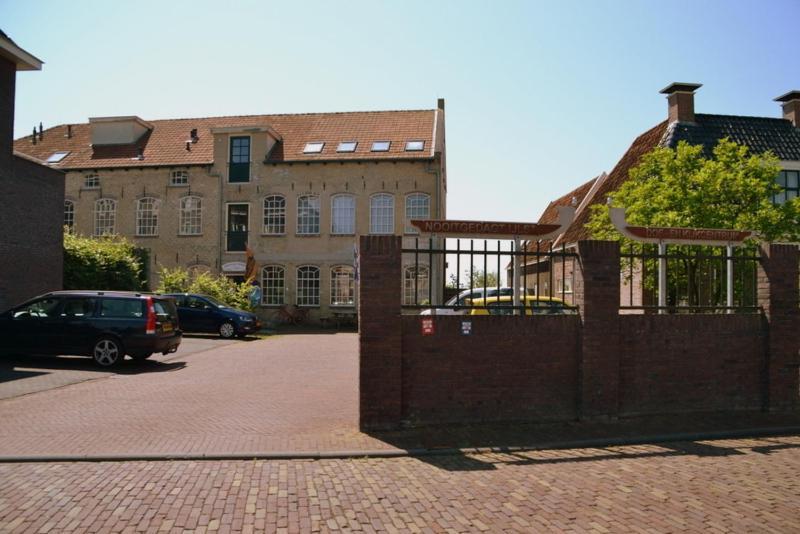Stadsherberg 'Het Wapen Van Ijlst' Bagian luar foto